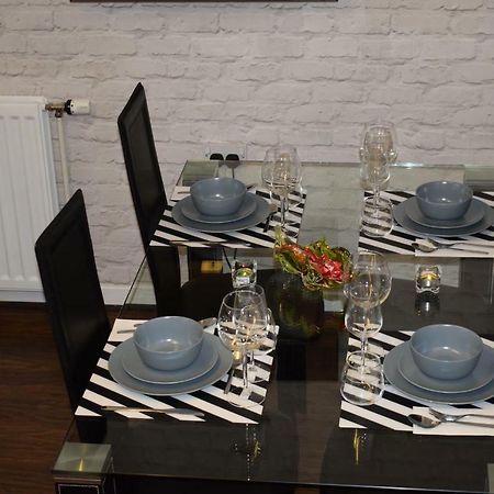 Silverburn New House With Free Parking And Nice Garden กลาสโกว์ ภายนอก รูปภาพ